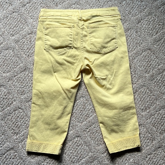 NYDJ cropped/cuffed yellow jeans - Picture 3 of 3